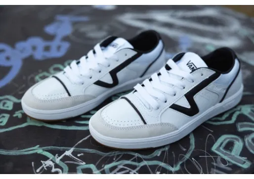 Vylepšite svoj štýl s teniskami Vans Low Land