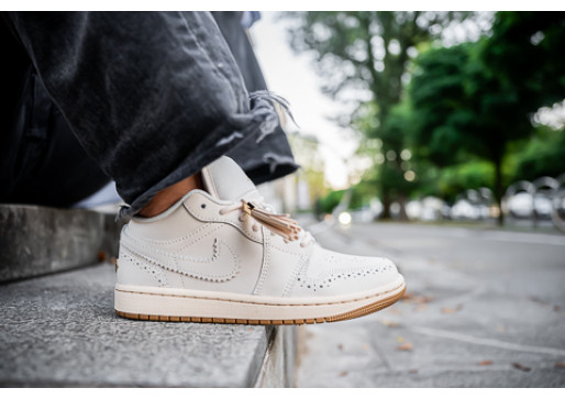 Jedno mesto. Jeden pár. Jordan 1 Low.