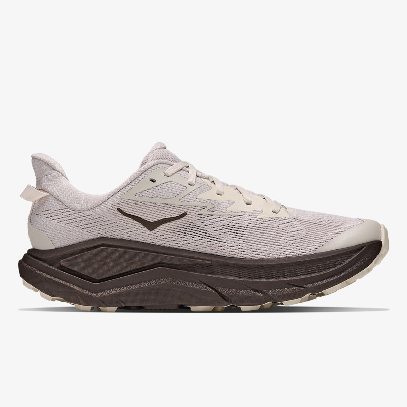 Hoka Challenger8 