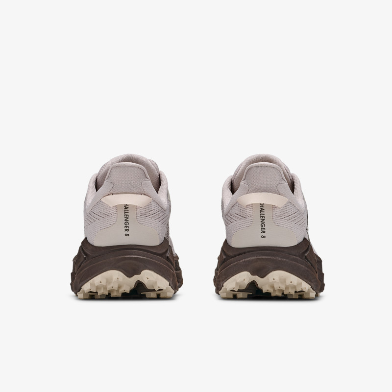 Hoka Challenger8 
