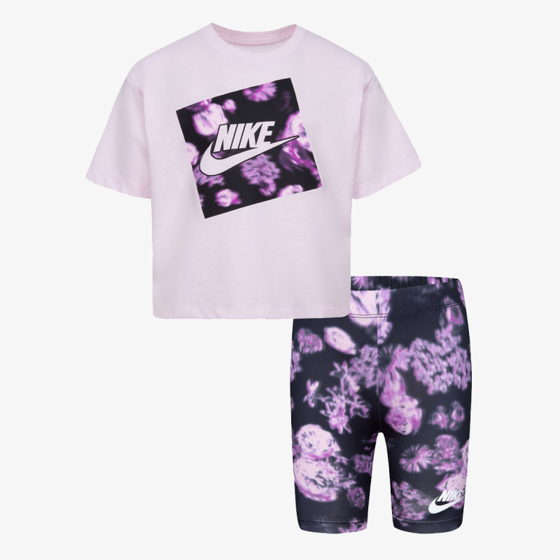 Nike NKG BOXY TEE & BIKE SHORT 