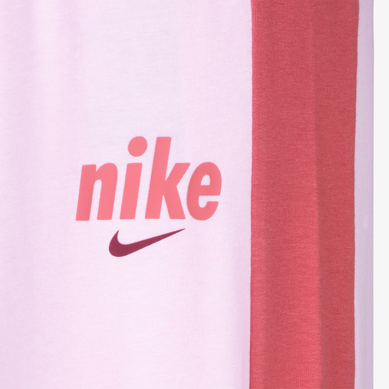 Nike E1D1 