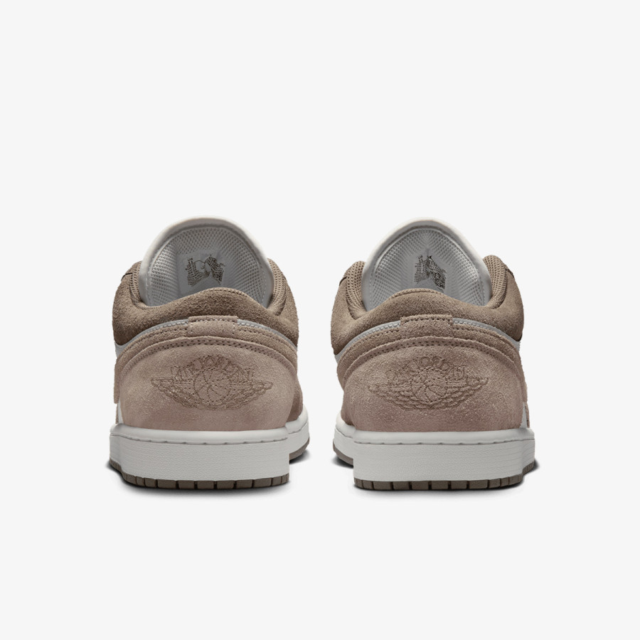 Nike AIR JORDAN 1 LOW 