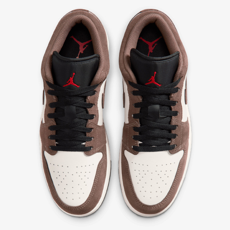 Nike AIR JORDAN 1 LOW 