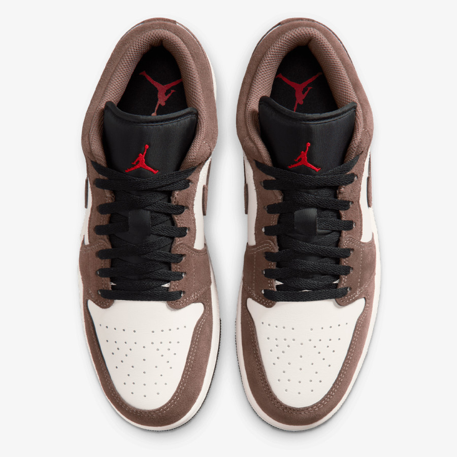 Nike AIR JORDAN 1 LOW 