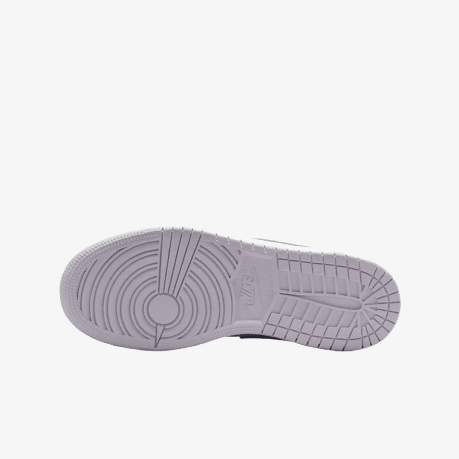 Nike AIR JORDAN 1 LOW BG 