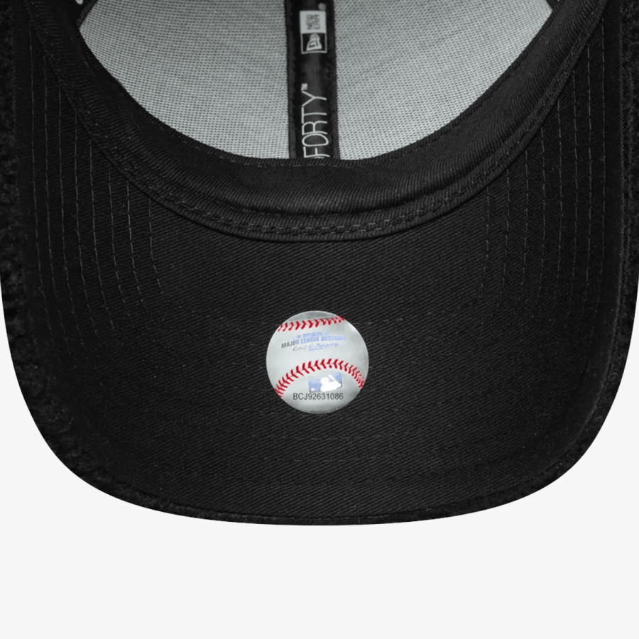 New Era FEMALE BORG 9FORTY® 