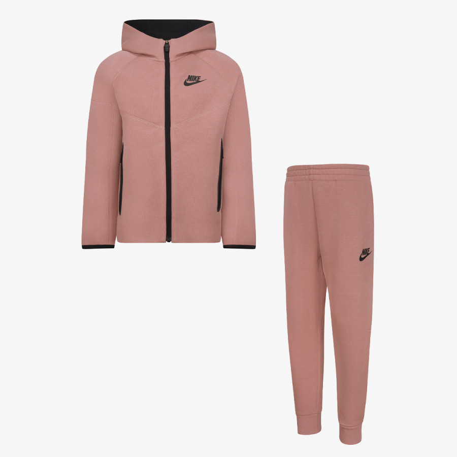 NIKE Tech Fleece 