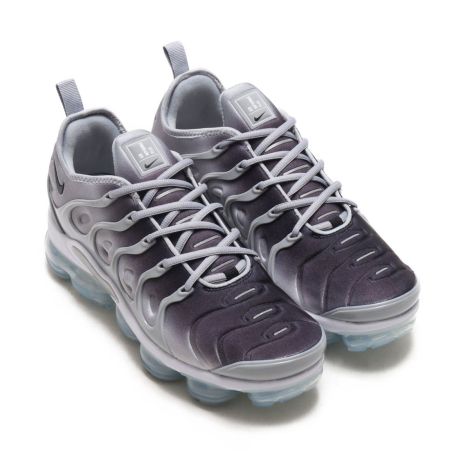 Nike AIR VAPORMAX PLUS 