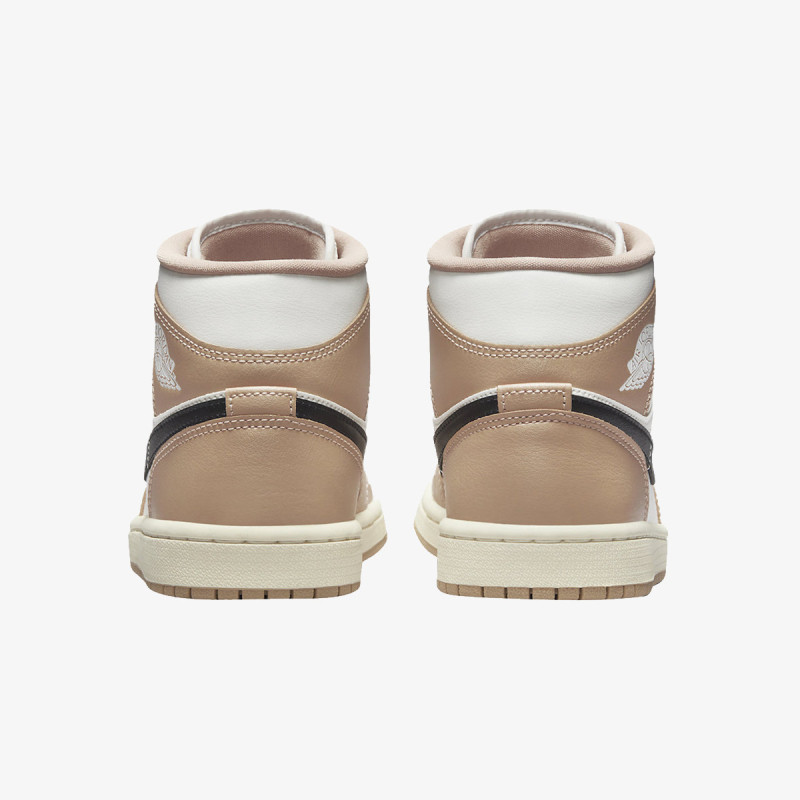 Nike WMNS AIR JORDAN 1 MID 