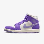 NIKE WMNS AIR JORDAN 1 MID 