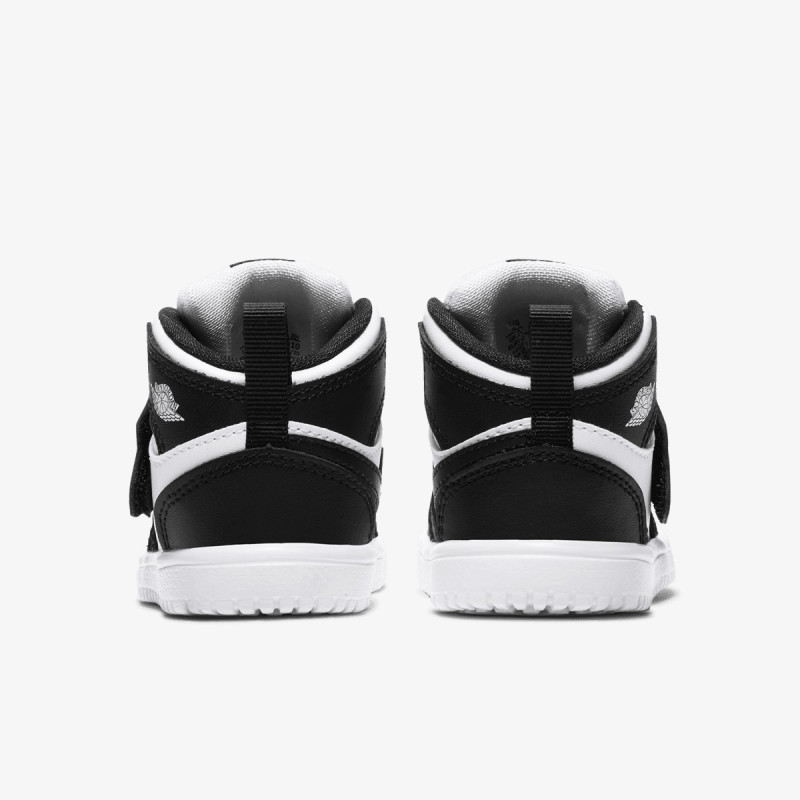 Nike SKY JORDAN 1 BT 