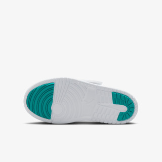Nike SKY JORDAN 1 BP 