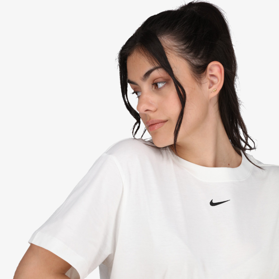 NIKE Sportswear Essential 