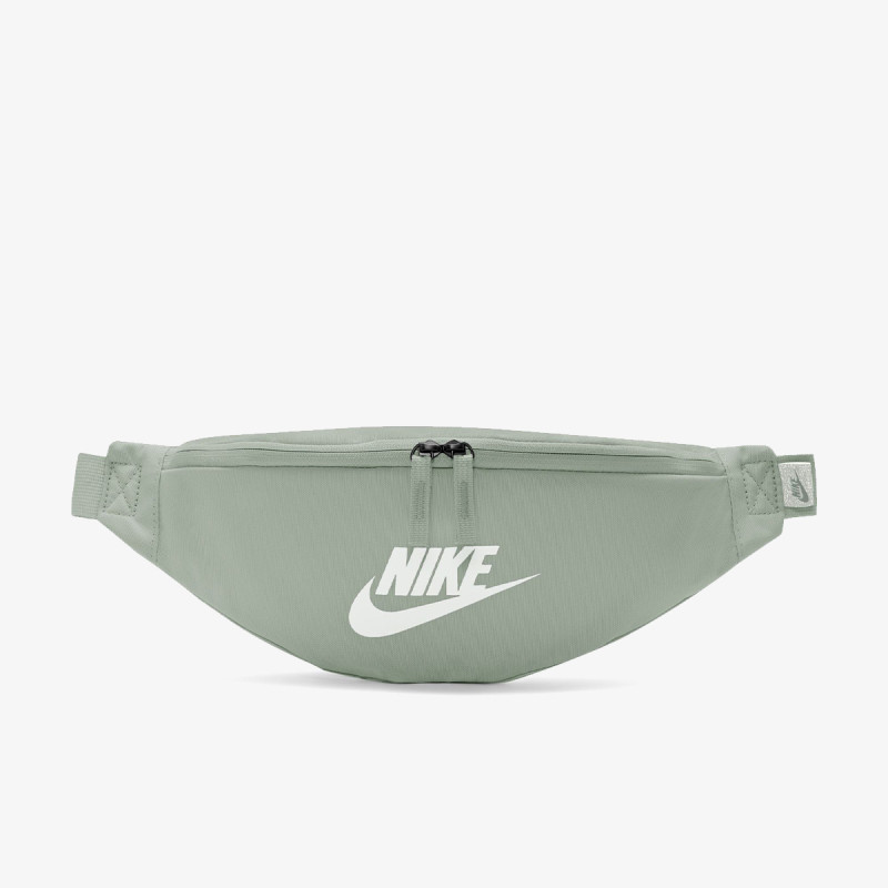 Nike Heritage 
