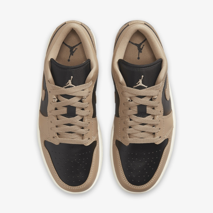 Nike AIR JORDAN 1 LOW 