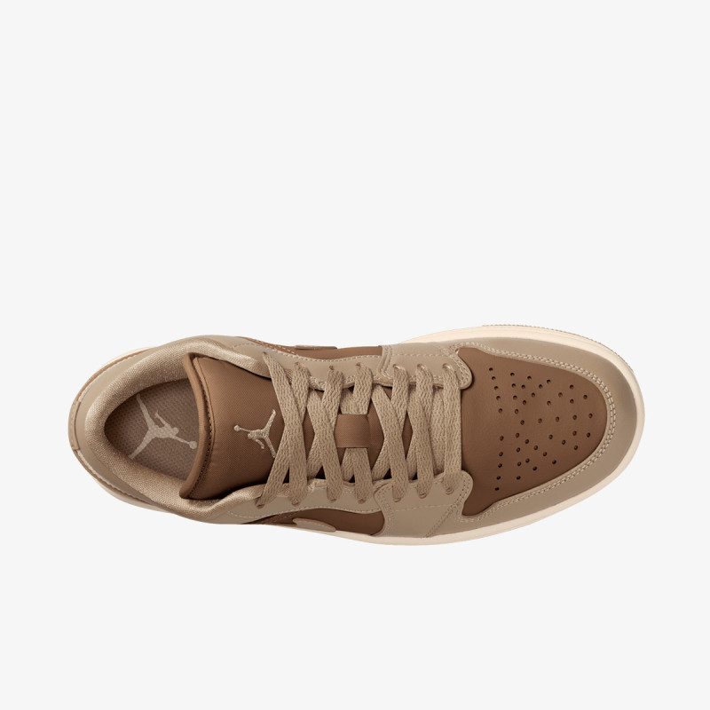 Nike WMNS AIR JORDAN 1 LOW 