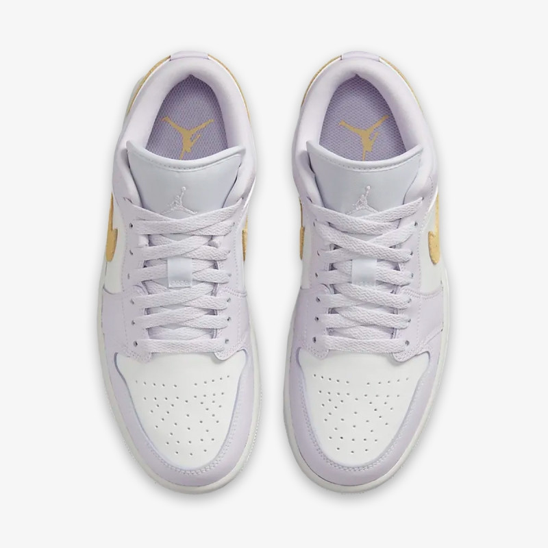 Nike WMNS AIR JORDAN 1 LOW 