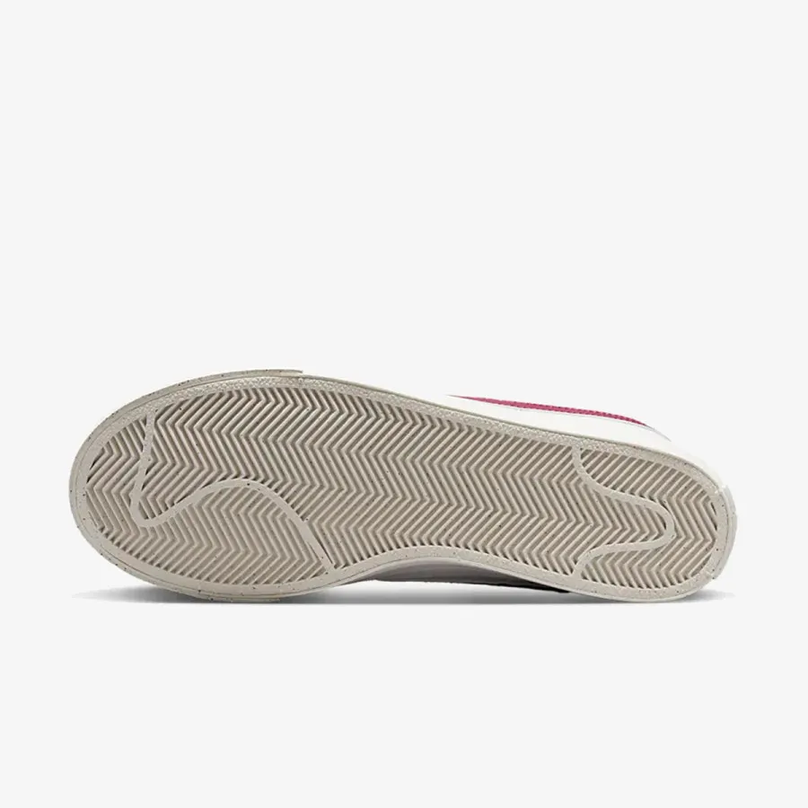 NIKE WMNS NIKE COURT LEGACY NN 