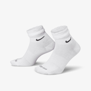 Nike Everyday 