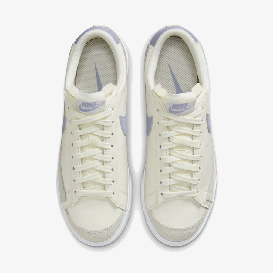 Nike W BLAZER LOW PLATFORM 
