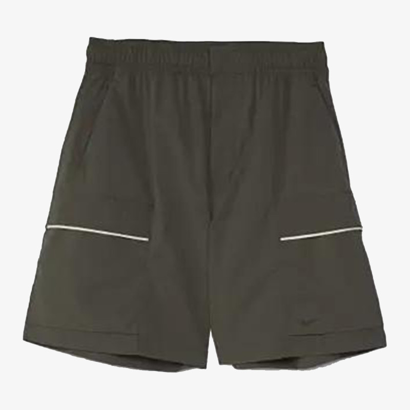 Nike Sportswear Style Essentials 