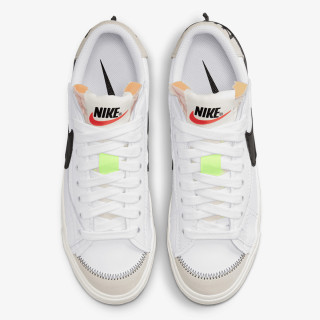 NIKE LIFESTYLE SNEAKERS 