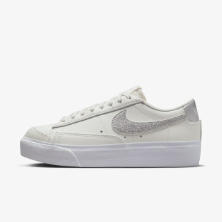 NIKE W BLAZER LOW PLATFORM ESS 