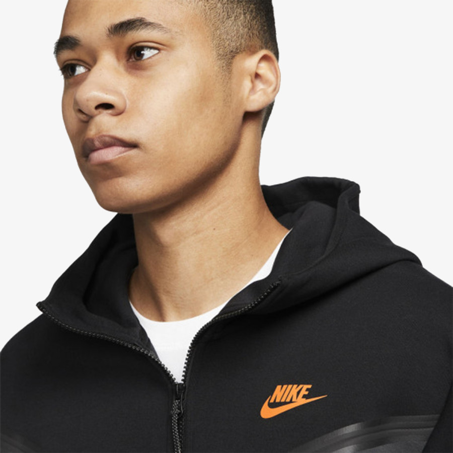 NIKE Sportswear 