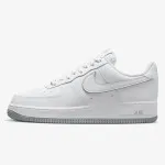 NIKE AIR FORCE 1 '07 