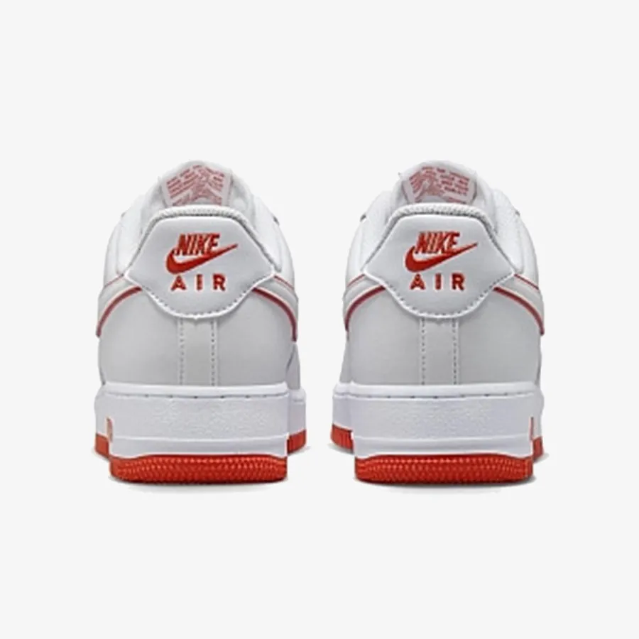 NIKE AIR FORCE 1 '07 