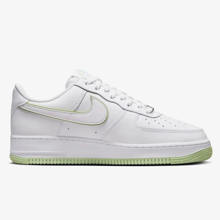 NIKE AIR FORCE 1 '07 