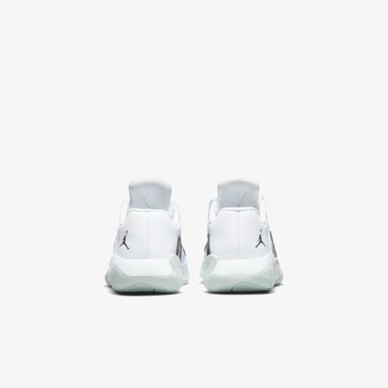 Nike AIR JORDAN 11 CMFT LOW 
