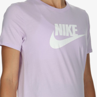 Nike Sportswear Essentials 