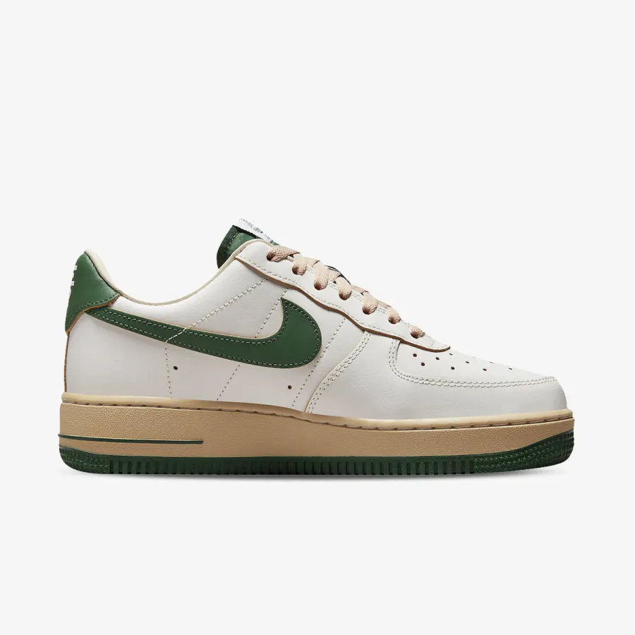 NIKE WMNS AIR FORCE 1 '07 LV8 VSPT 