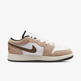 Nike Air Jordan 1 Low SE 