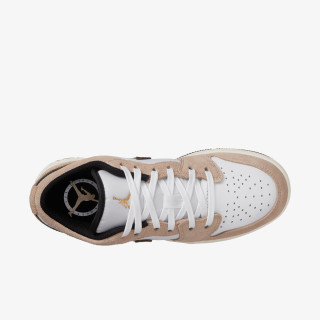 Nike Air Jordan 1 Low SE 