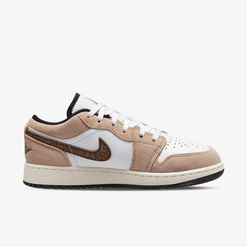 Nike Air Jordan 1 Low SE 