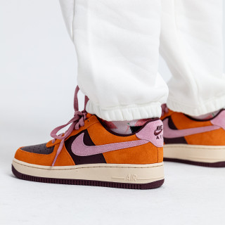 NIKE AIR FORCE 1 '07 ESO 