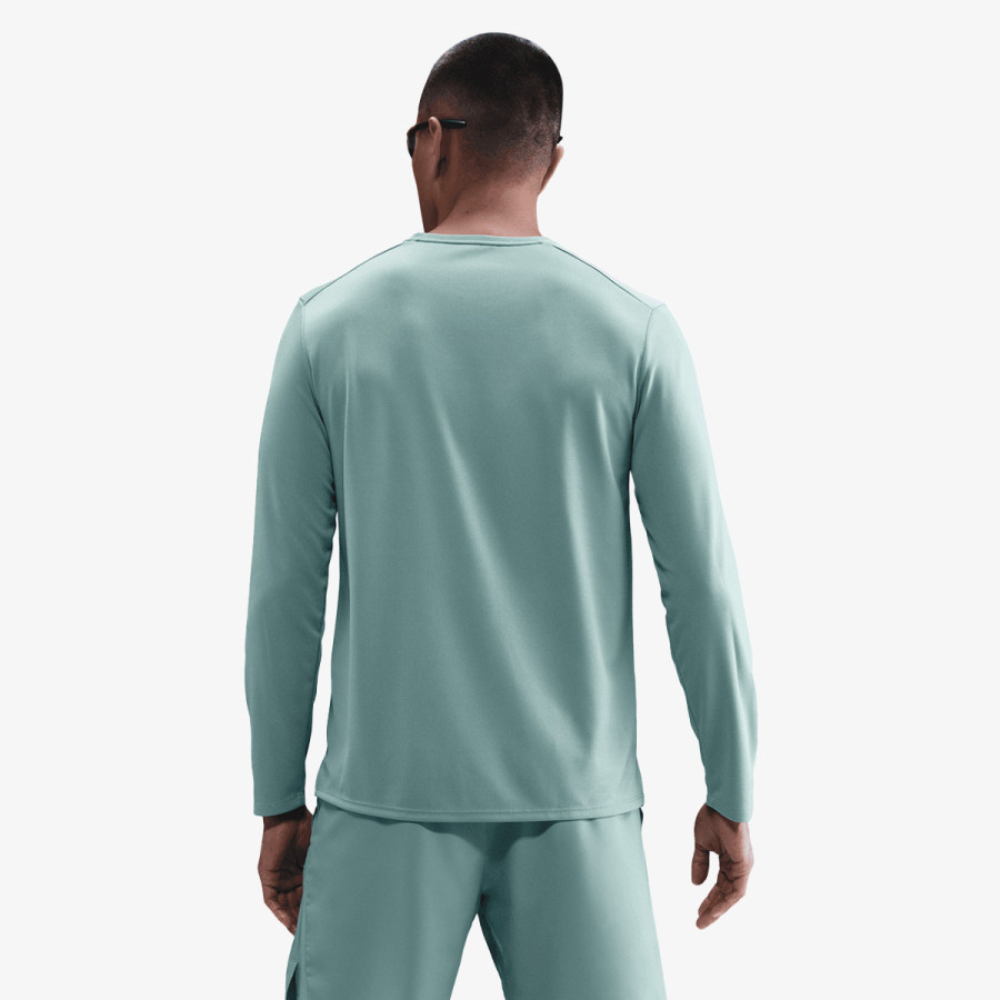 Nike Miler 