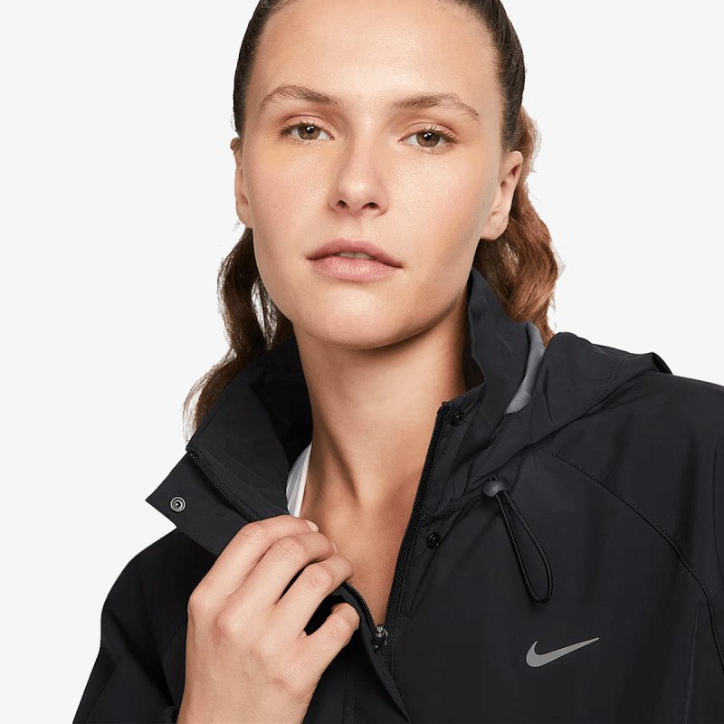 Nike W NK SWIFT SF JKT 