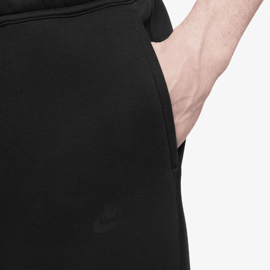 NIKE Sportswear Tech Fleece 