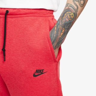 NIKE Sportswear Tech Fleece 