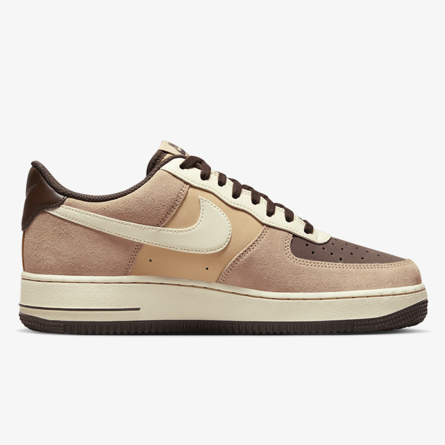 NIKE Air Force 1 '07 LV8 