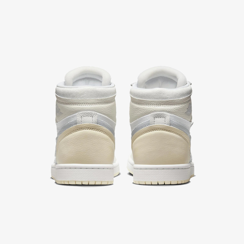 Nike WMNS AIR JORDAN 1 MM HIGH 