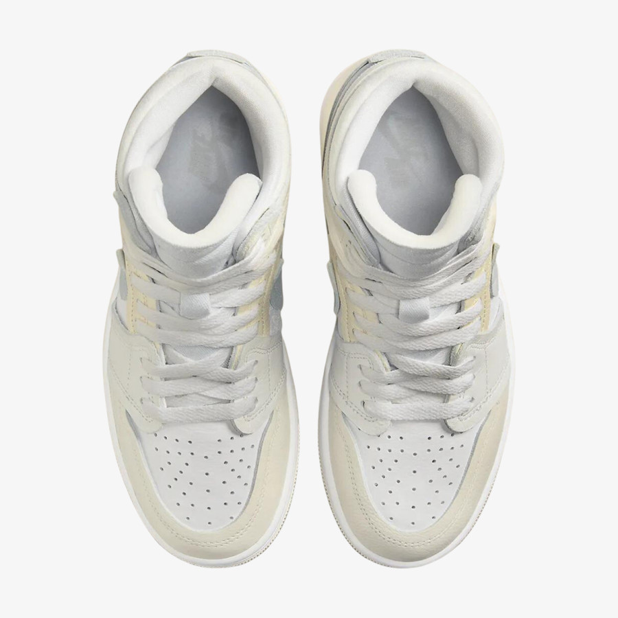 Nike WMNS AIR JORDAN 1 MM HIGH 