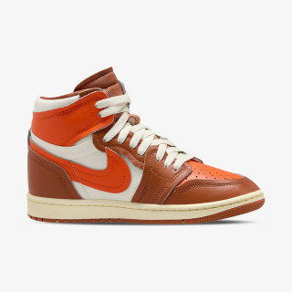 Nike WMNS AIR JORDAN 1 MM HIGH 