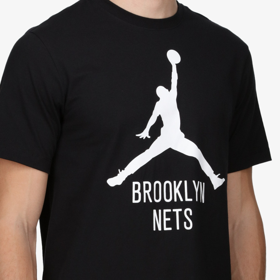 NIKE BKN M NK ES NBA JDN SS TEE 