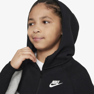 Nike Club Fleece+ 