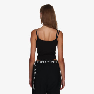 Nike Sportswear Essentials 